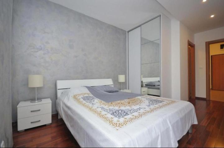 Seaside Apartments Petrovac Екстер'єр фото