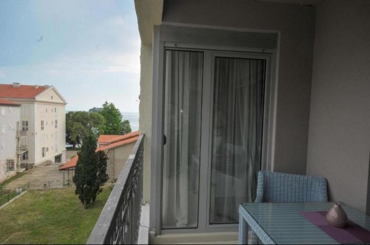 Seaside Apartments Petrovac Екстер'єр фото