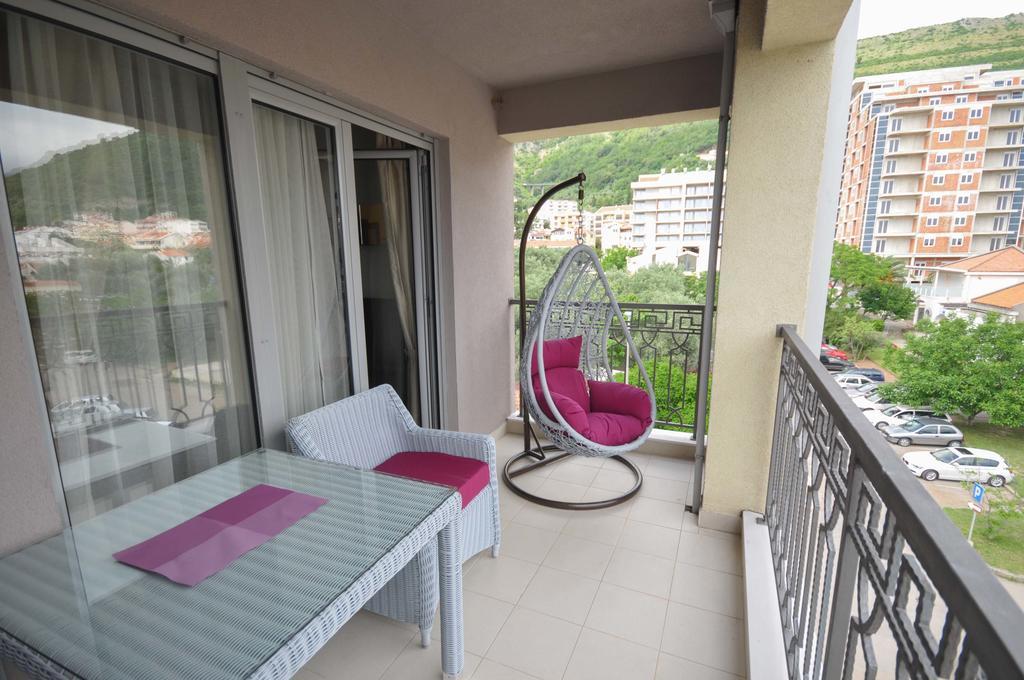 Seaside Apartments Petrovac Екстер'єр фото