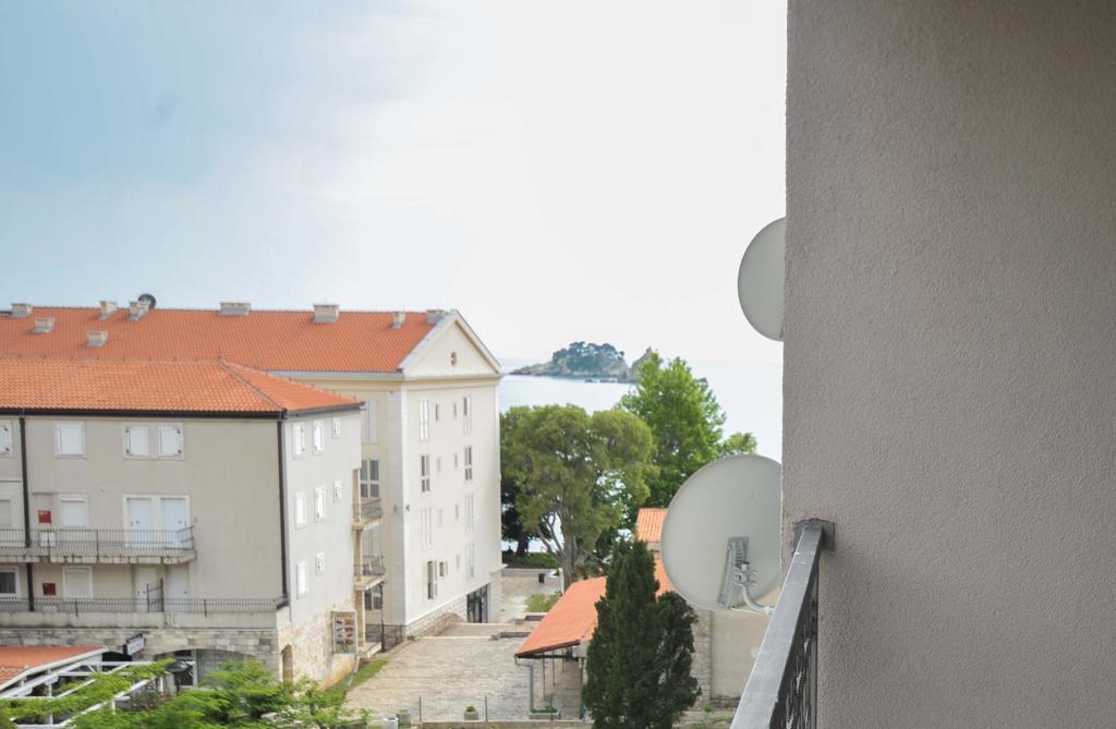 Seaside Apartments Petrovac Екстер'єр фото
