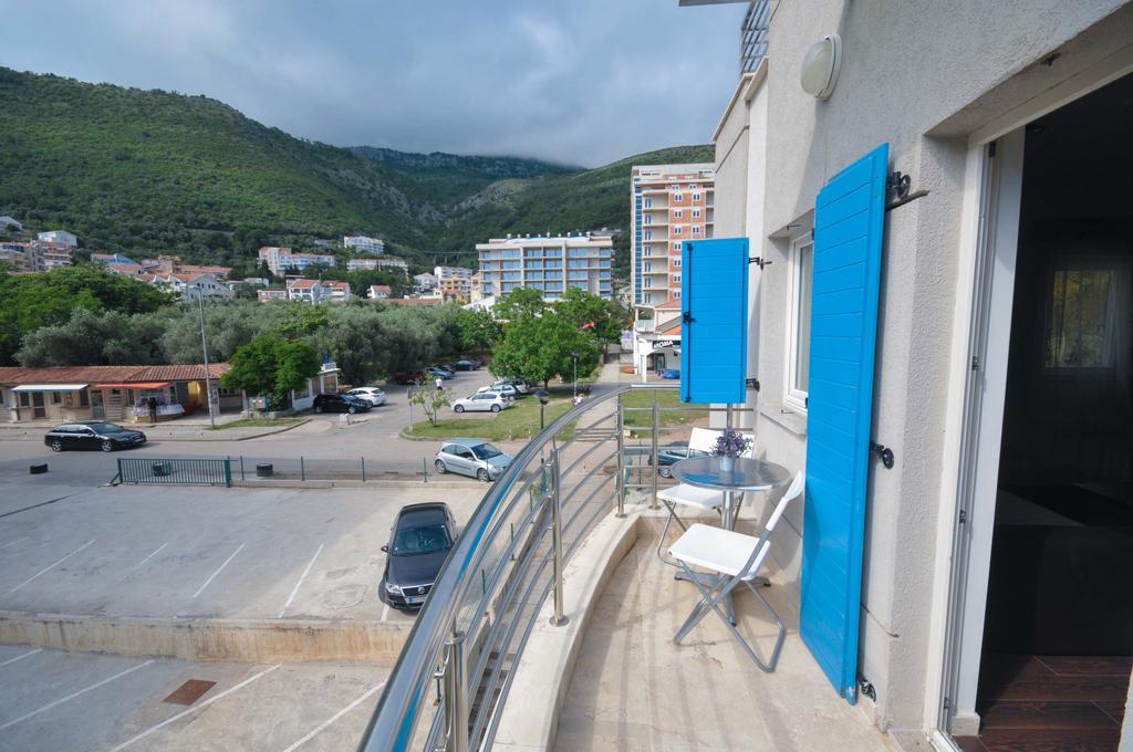Seaside Apartments Petrovac Екстер'єр фото